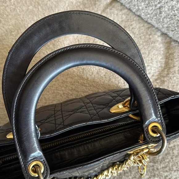 Christian Dior
Cannage Lady Dior Medium Vintage - Picture 7 of 11